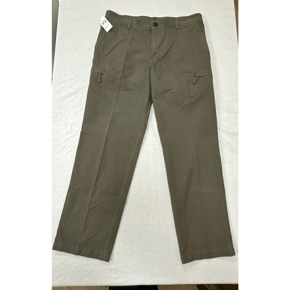 DOCKERS Men's Classic Comfort Cargo Pants Soft Canvas Desert Sand Size 38x34 NWT